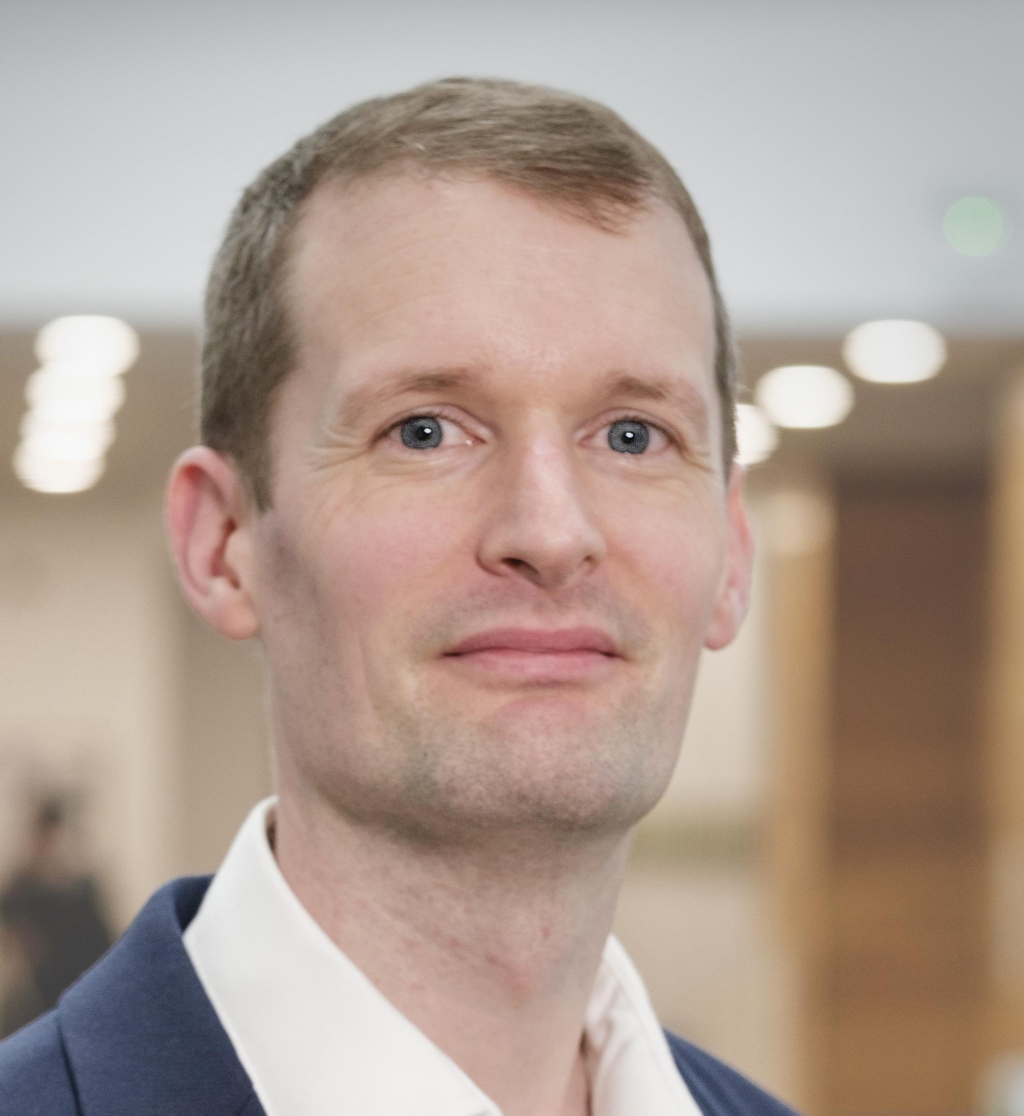 Assoc. Prof. Daniel McCrum